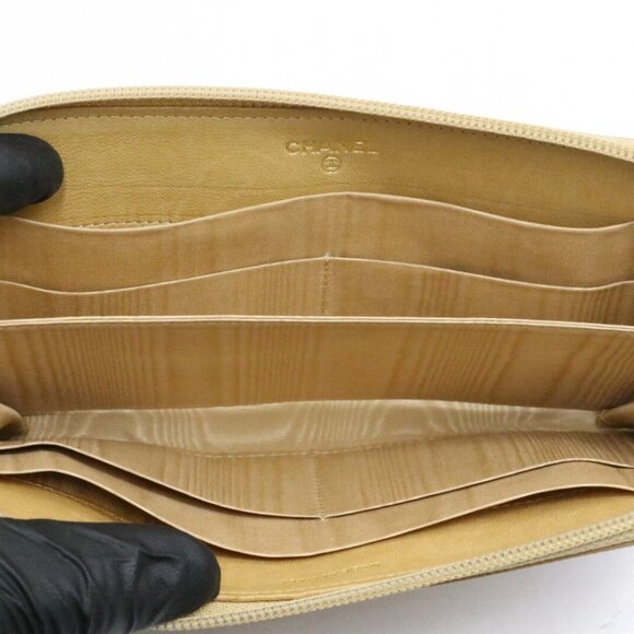 Chanel CC Logo Timeless Caviar Beige Leather Around Zip Around Wallet - Picture 12 of 15